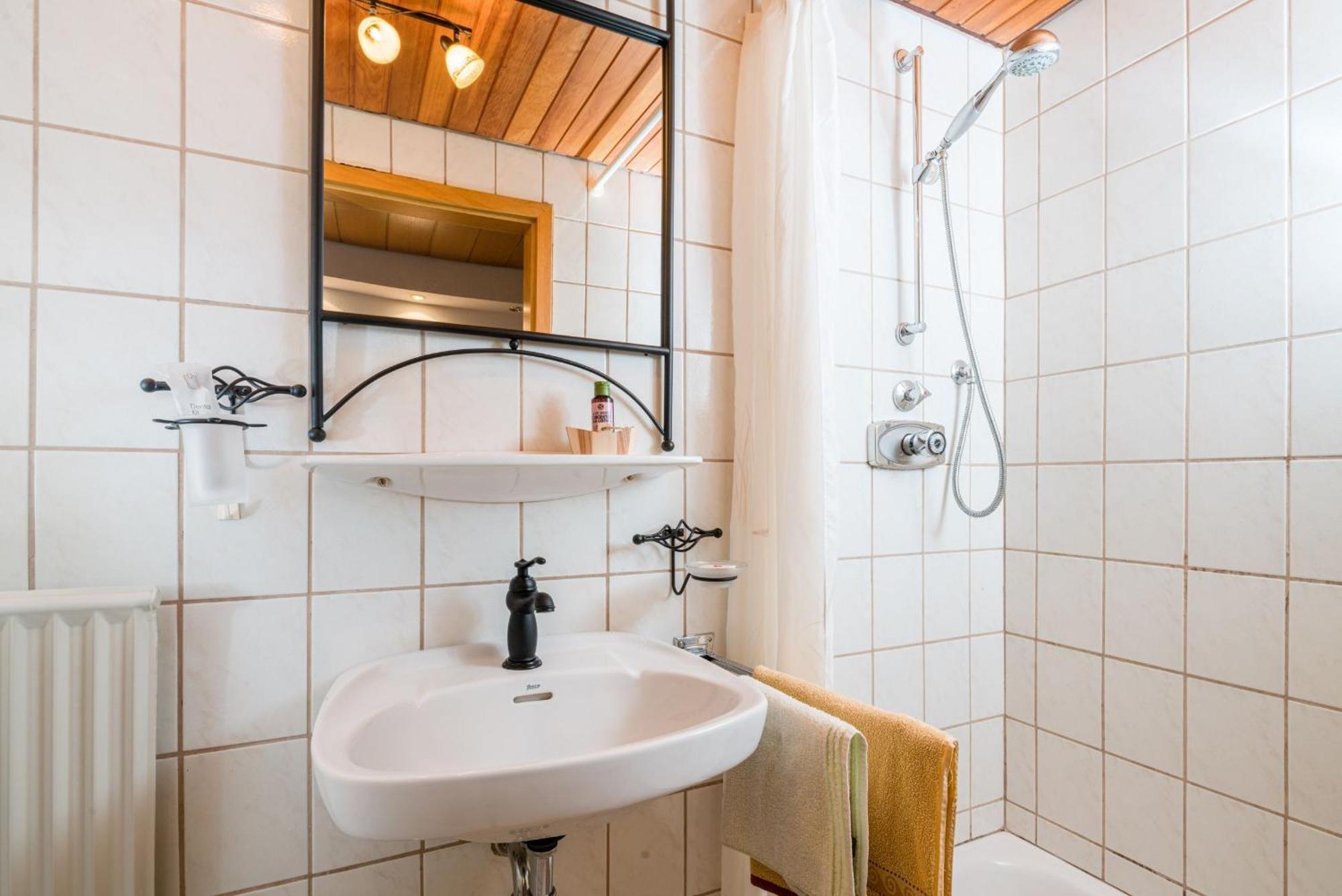 Regina'S Gaestehaus Weisenbach Zewnętrze zdjęcie